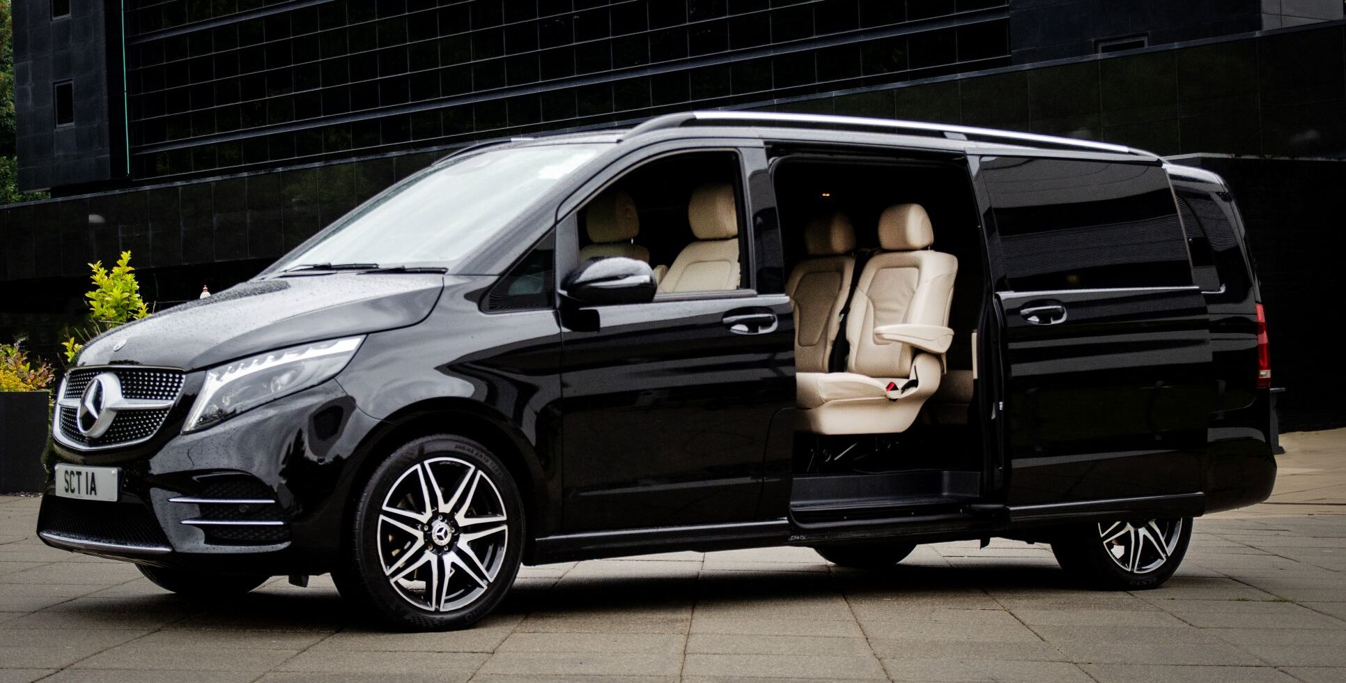 Mercedes V Class V300d (Beige)