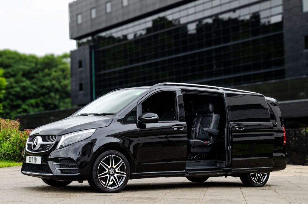 black mercedes v class