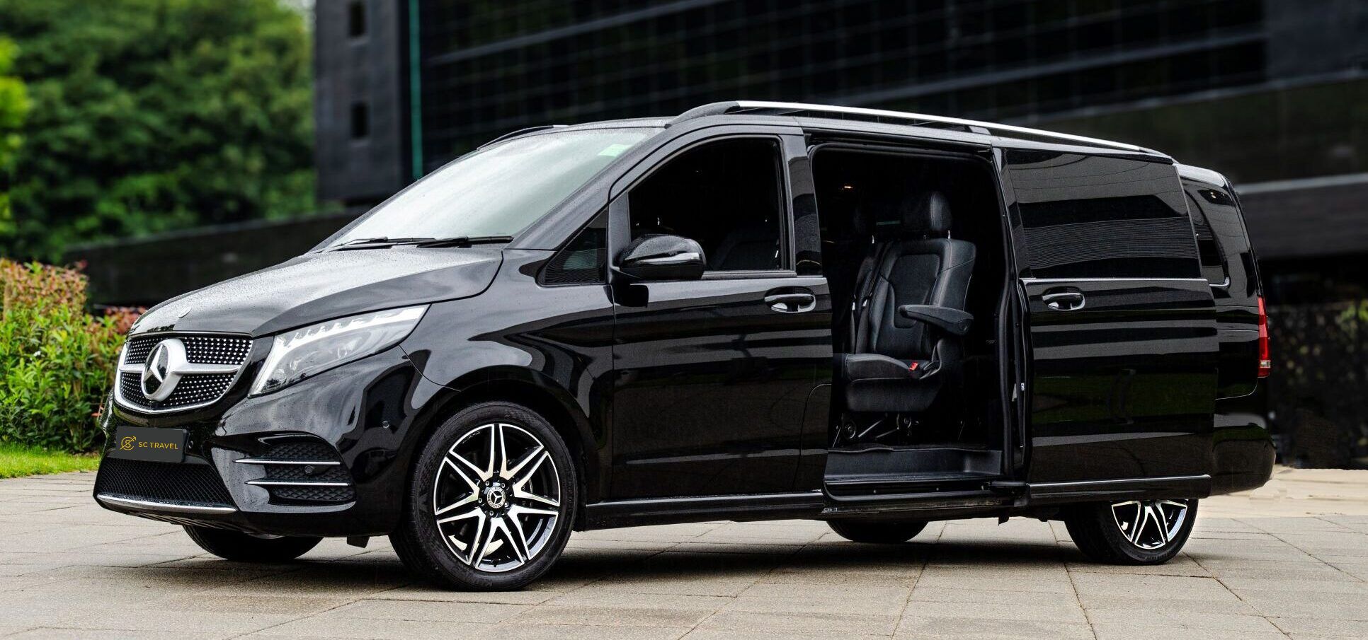 Mercedes V Class V300d (Black)