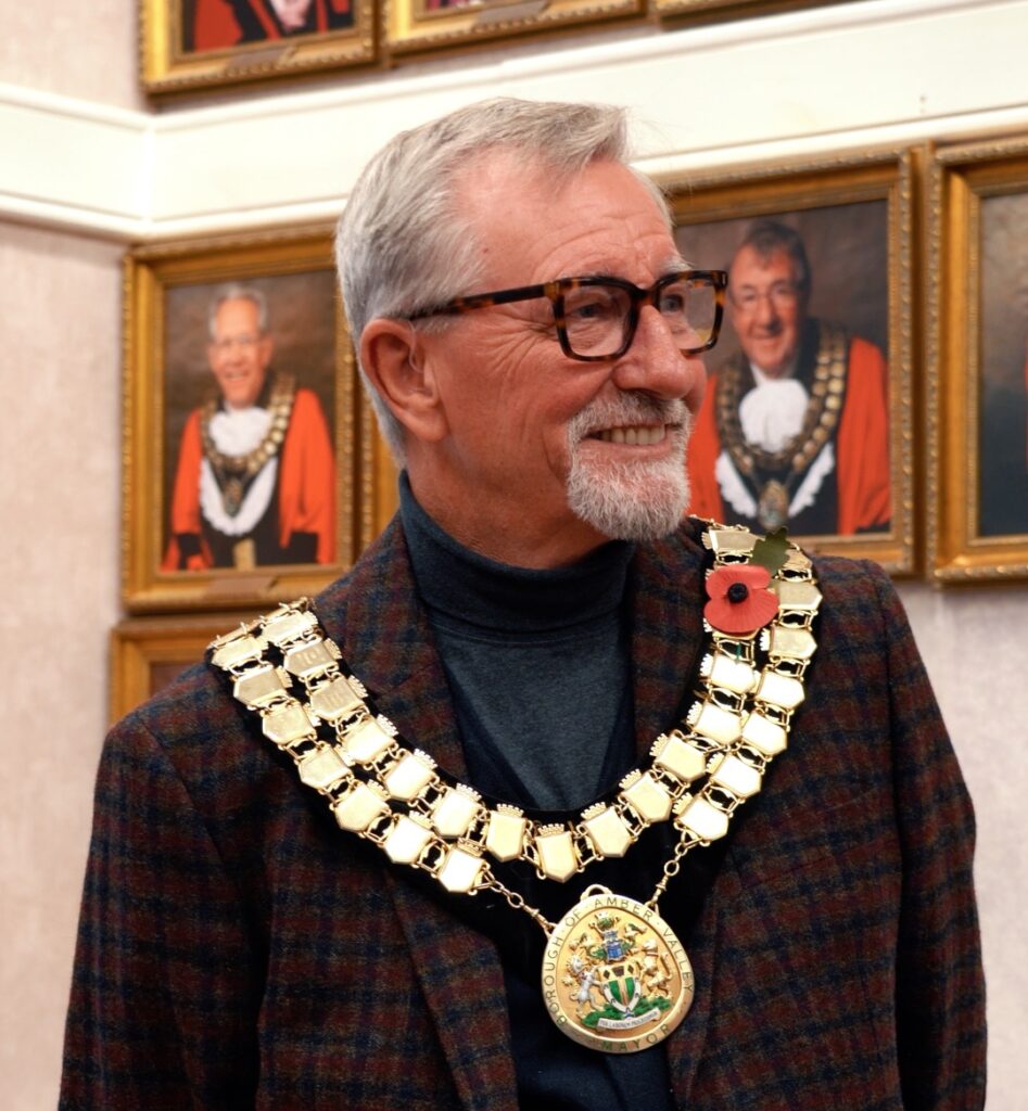 picture of mayor of amber valley smiling